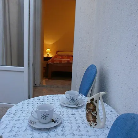 Kuzma Hotel