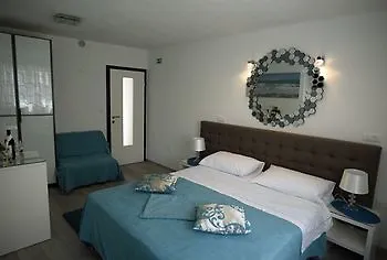 Kuzma Hotel