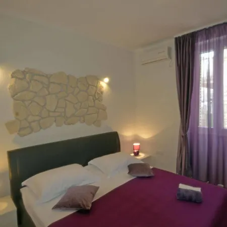 Kuzma Hotel